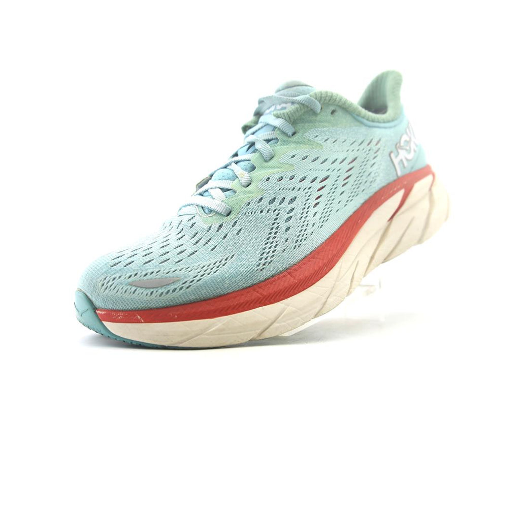 HOKA ONE ONE CLIFTON 8