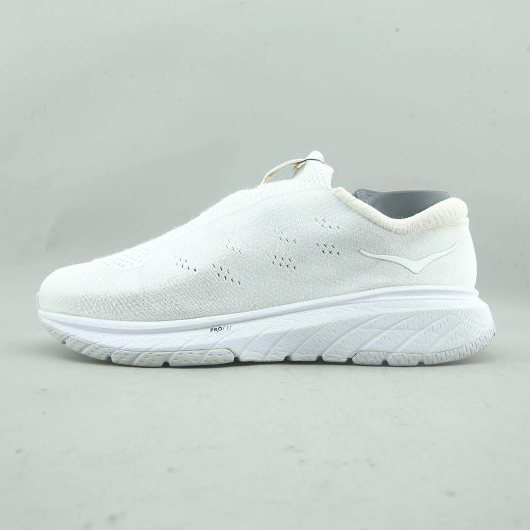 HOKA ONE ONE CAVU 3