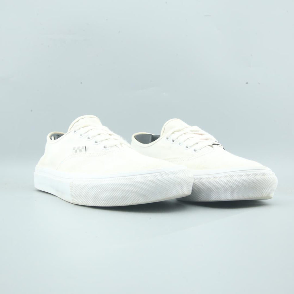 VANS AUTHENTIC