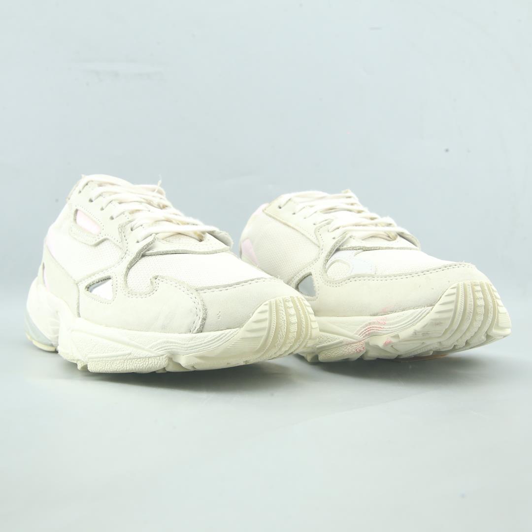 ADIDAS FALCON