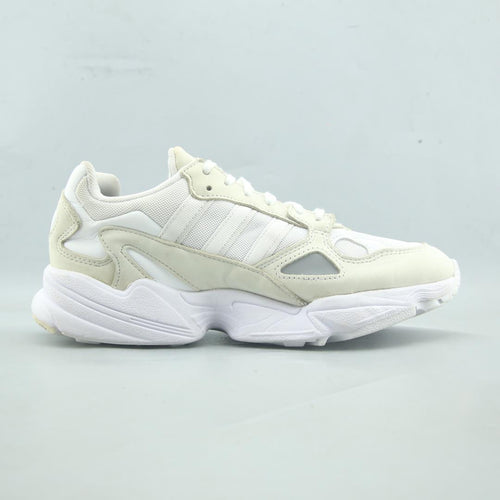 ADIDAS FALCON