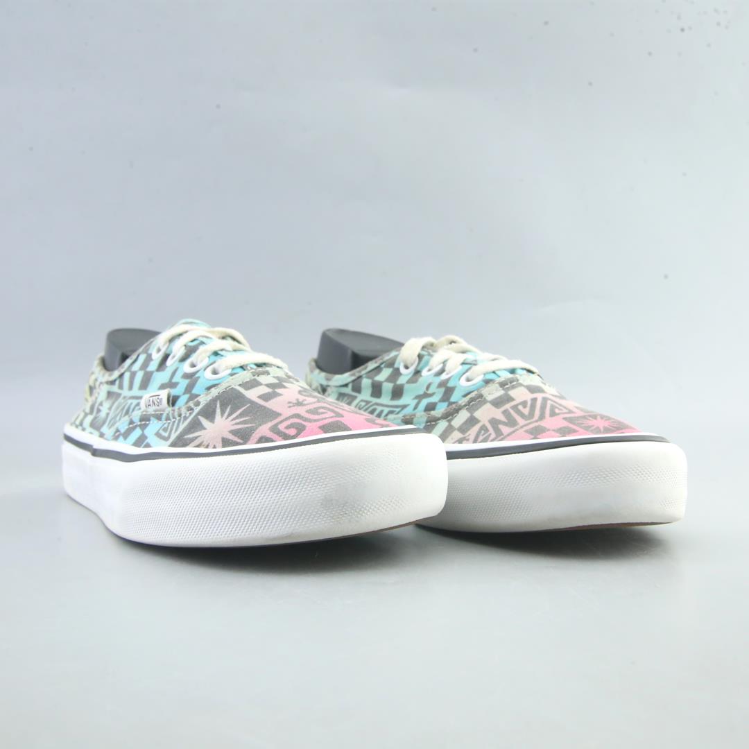 VANS AUTHENTIC