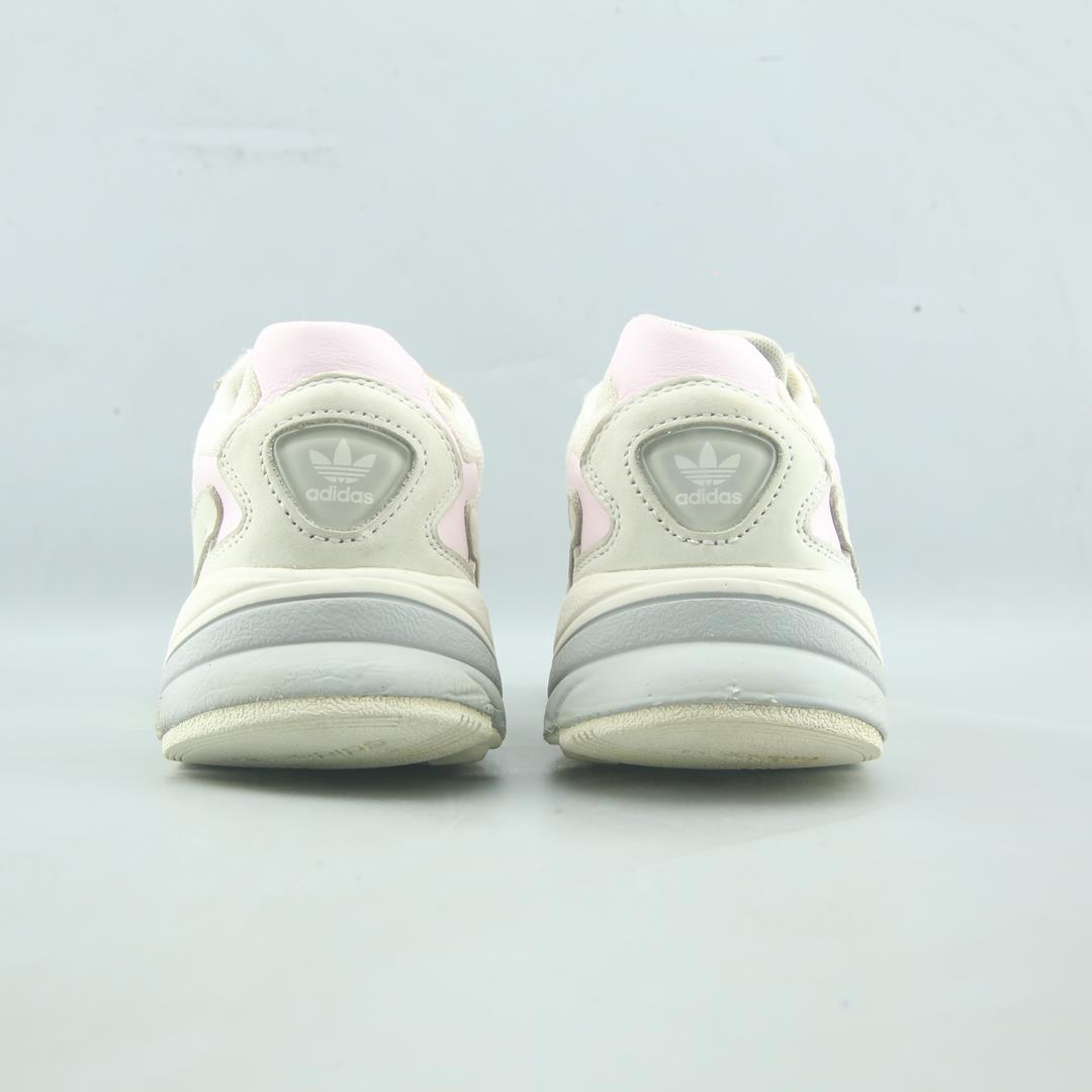 ADIDAS FALCON