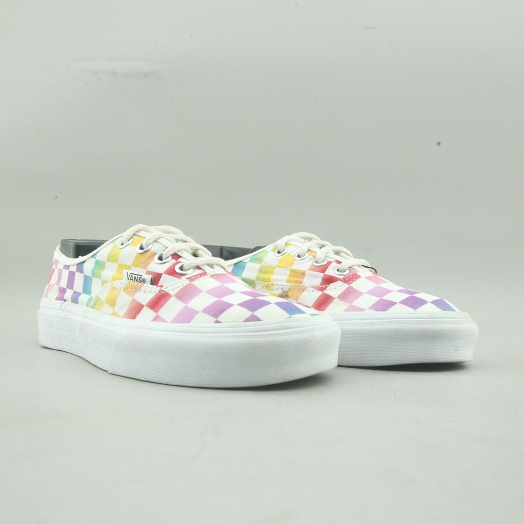 VANS AUTHENTIC