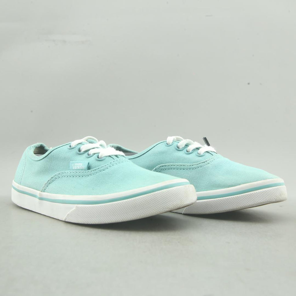 VANS AUTHENTIC