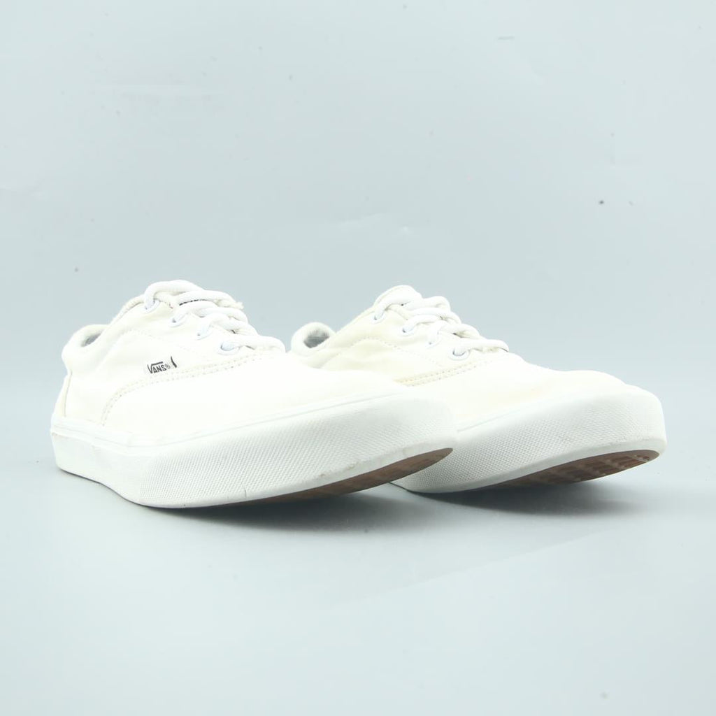 VANS AUTHENTIC
