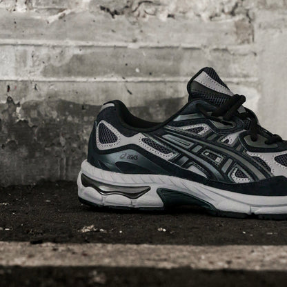 Asics Gel-Nyc Grade School (Graphite Grey/Black)