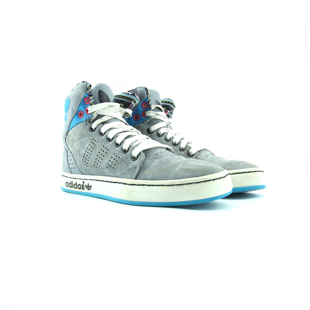ADIDAS HIGH TOP