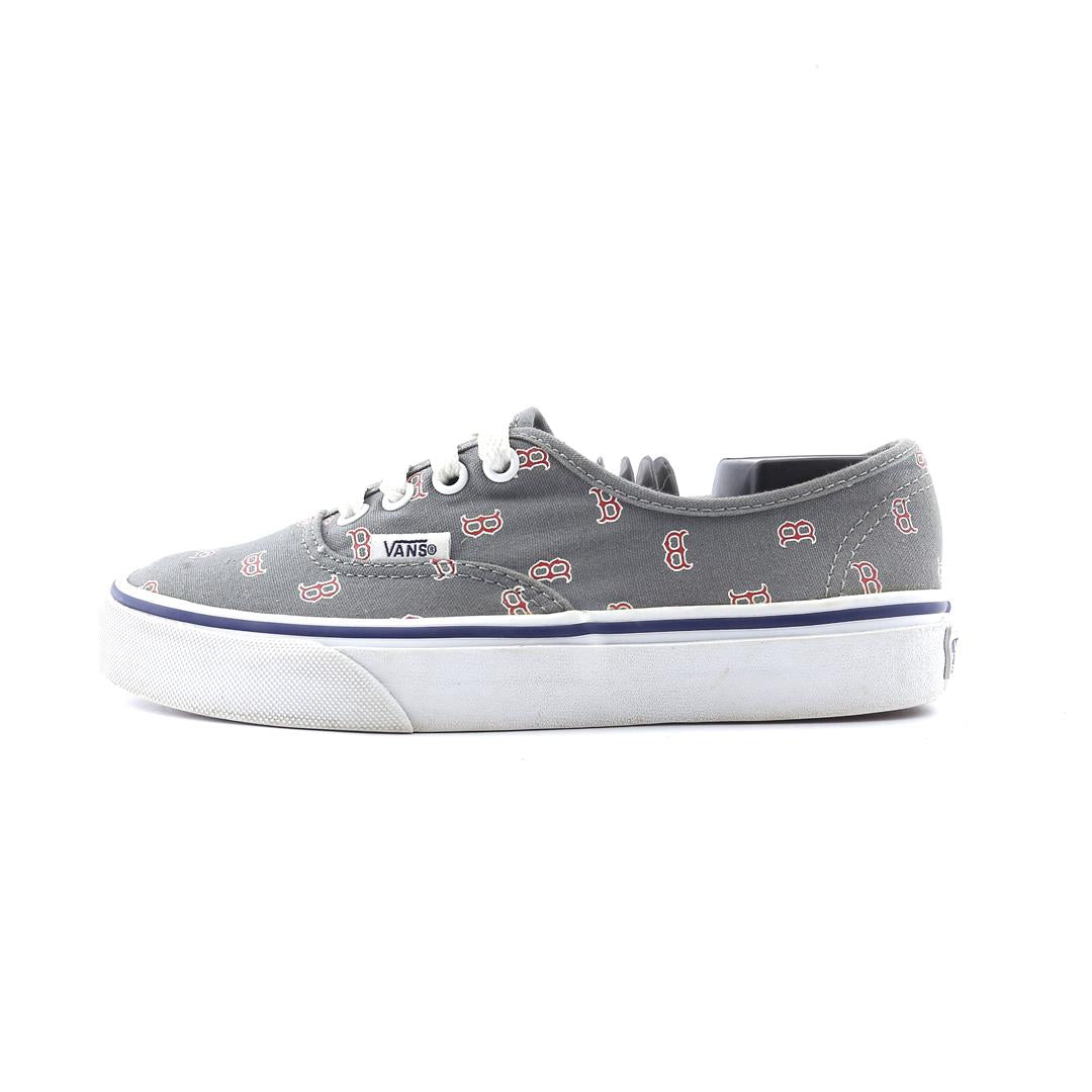 VANS AUTHENTIC