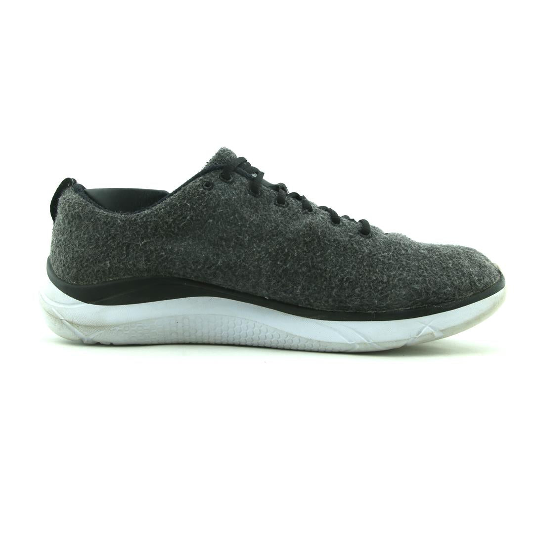 HOKA ONE ONE HUPANA