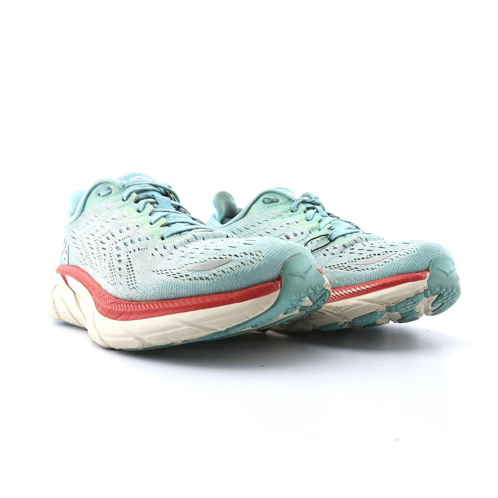HOKA ONE ONE CLIFTON 8