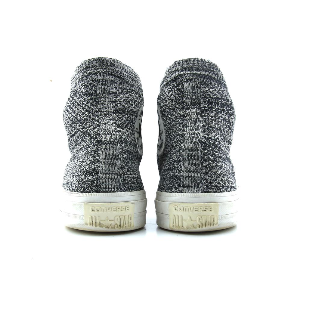 CONVERSE  X CHUCK TAYLOR ALL STAR