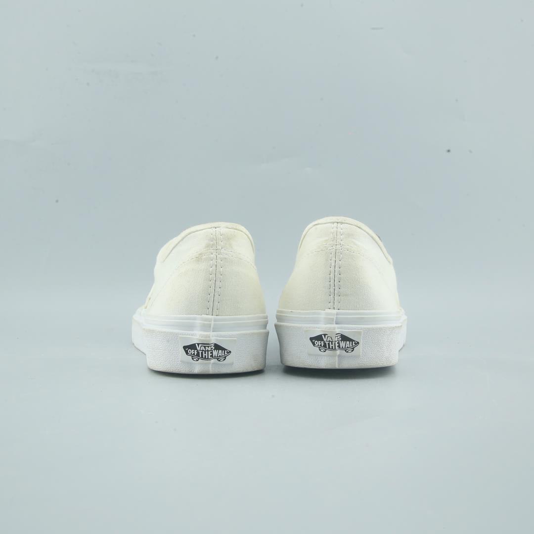 VANS AUTHENTIC