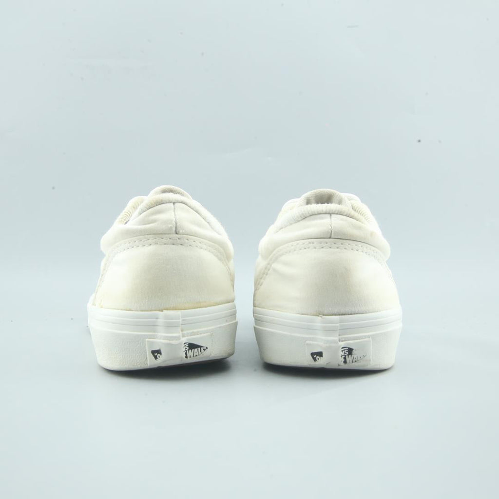 VANS AUTHENTIC