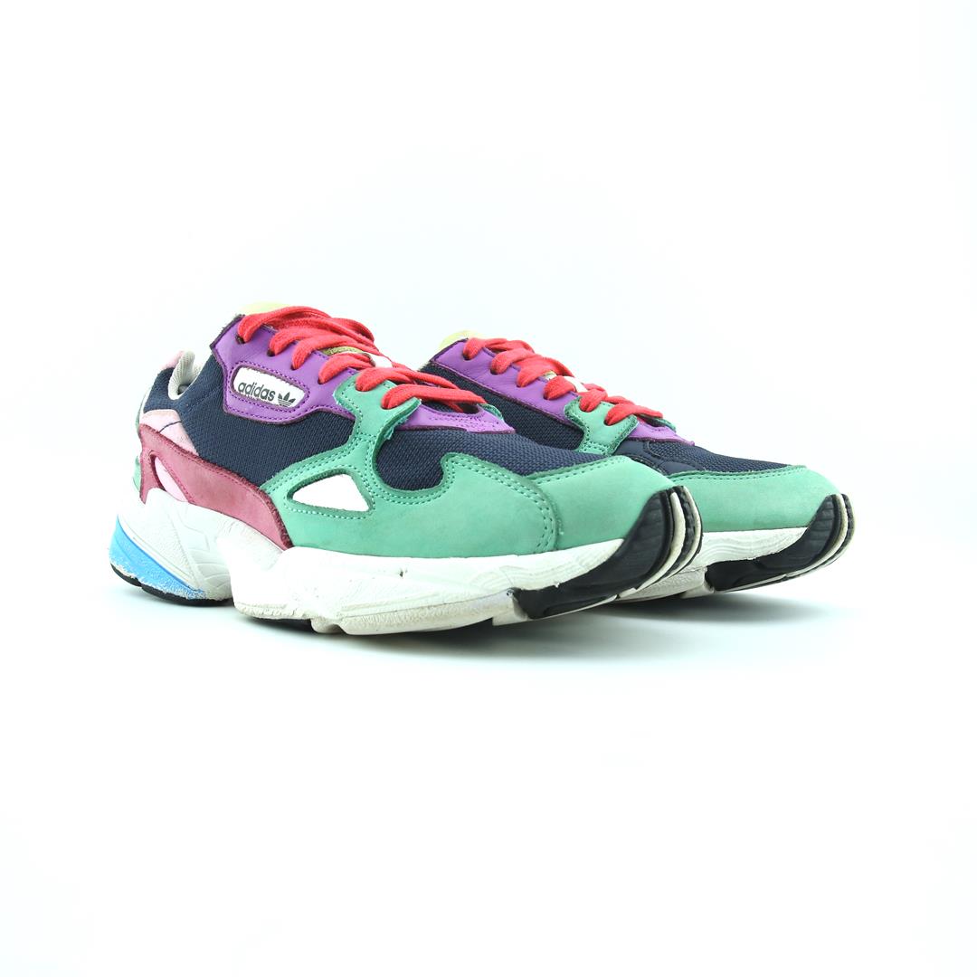 ADIDAS FALCON