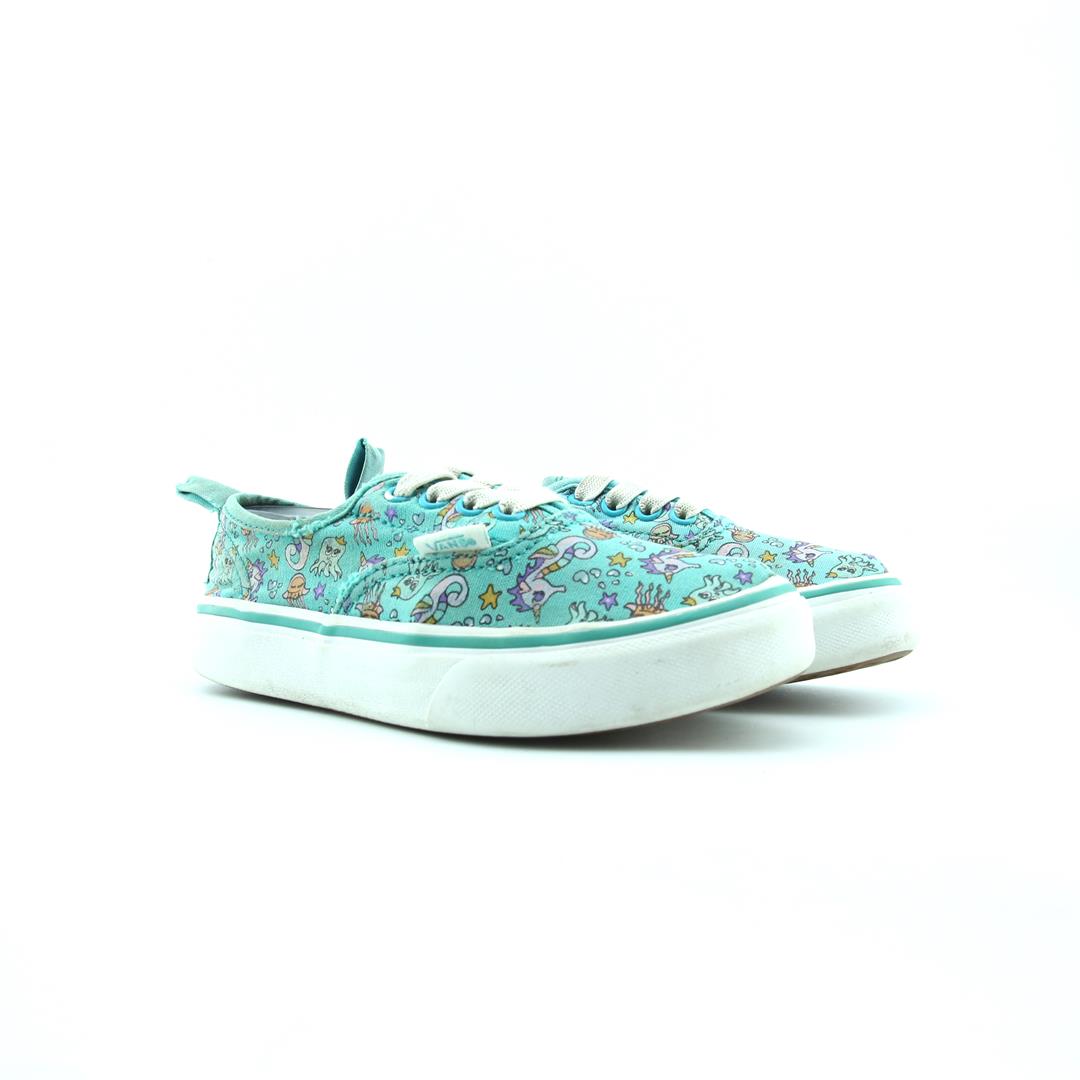 VANS AUTHENTIC