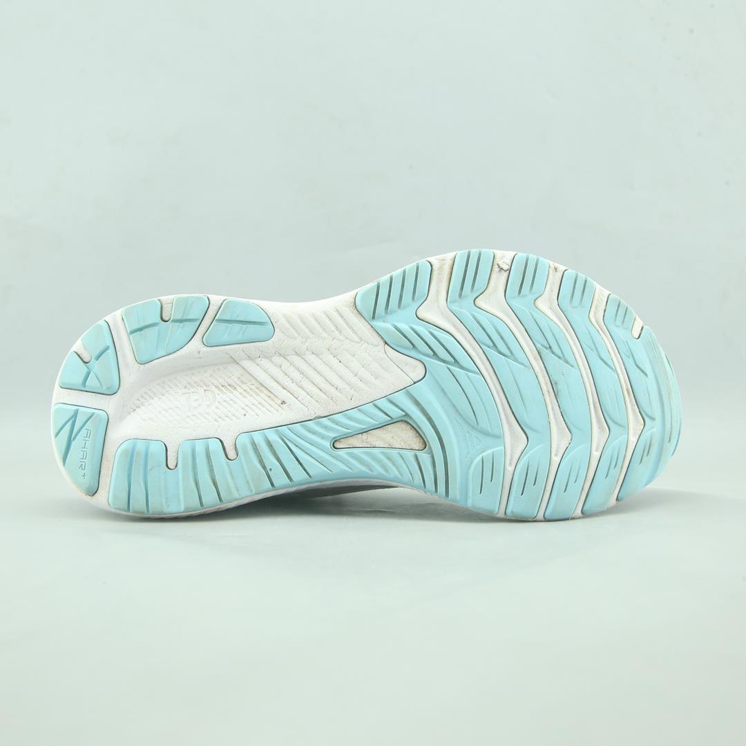 ASICS GEL-KAYANO 29