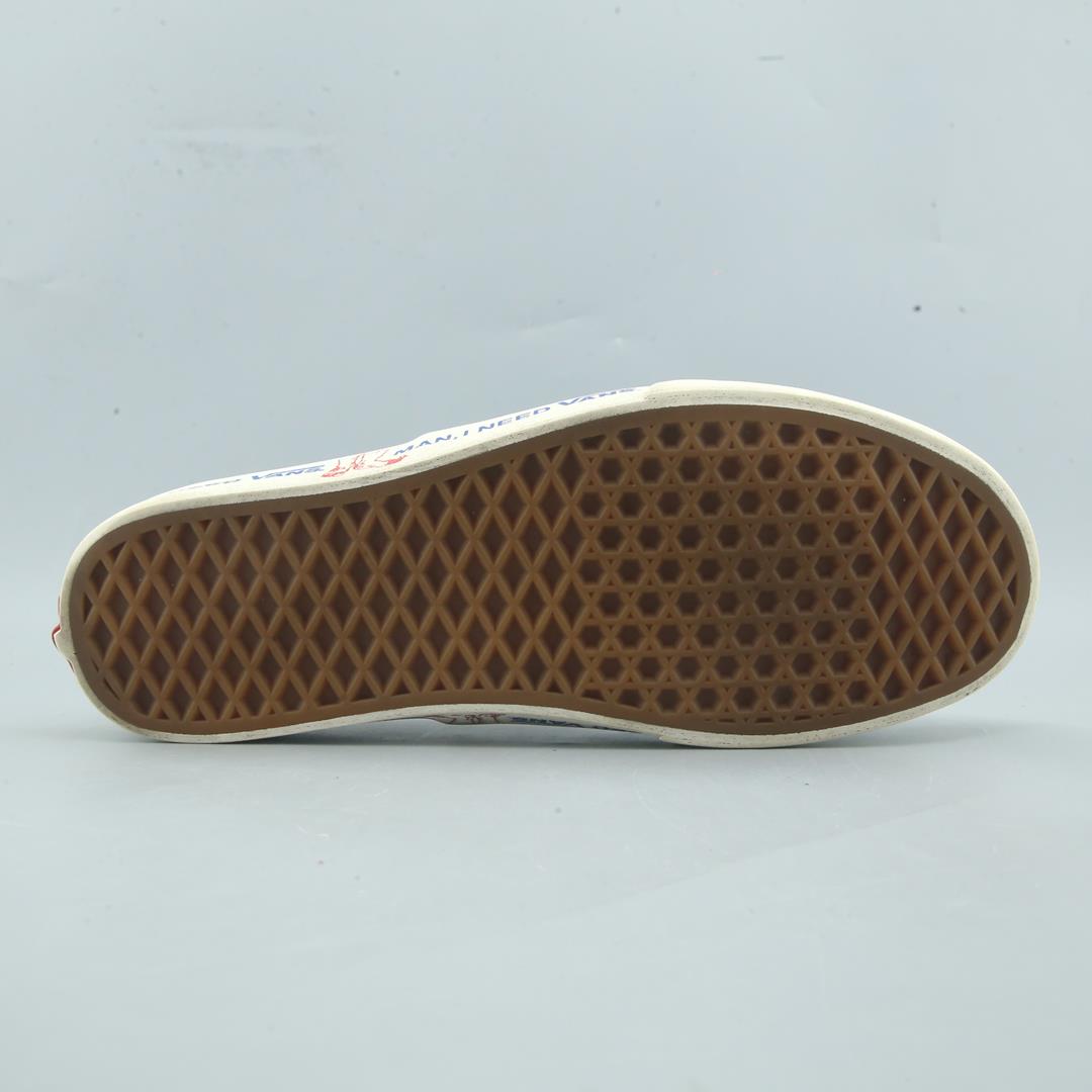 VANS AUTHENTIC
