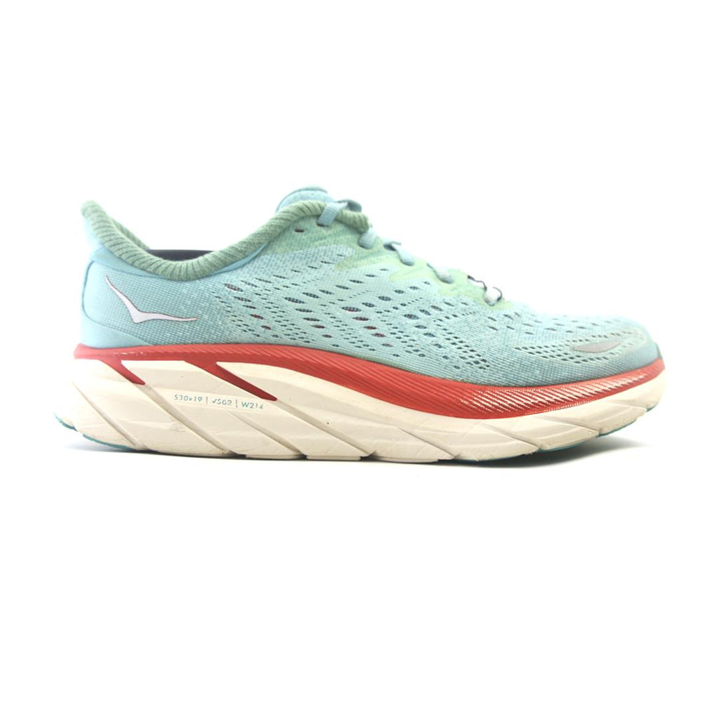 HOKA ONE ONE CLIFTON 8