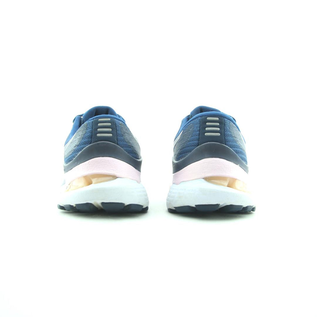 ASICS GEL-KAYANO 28