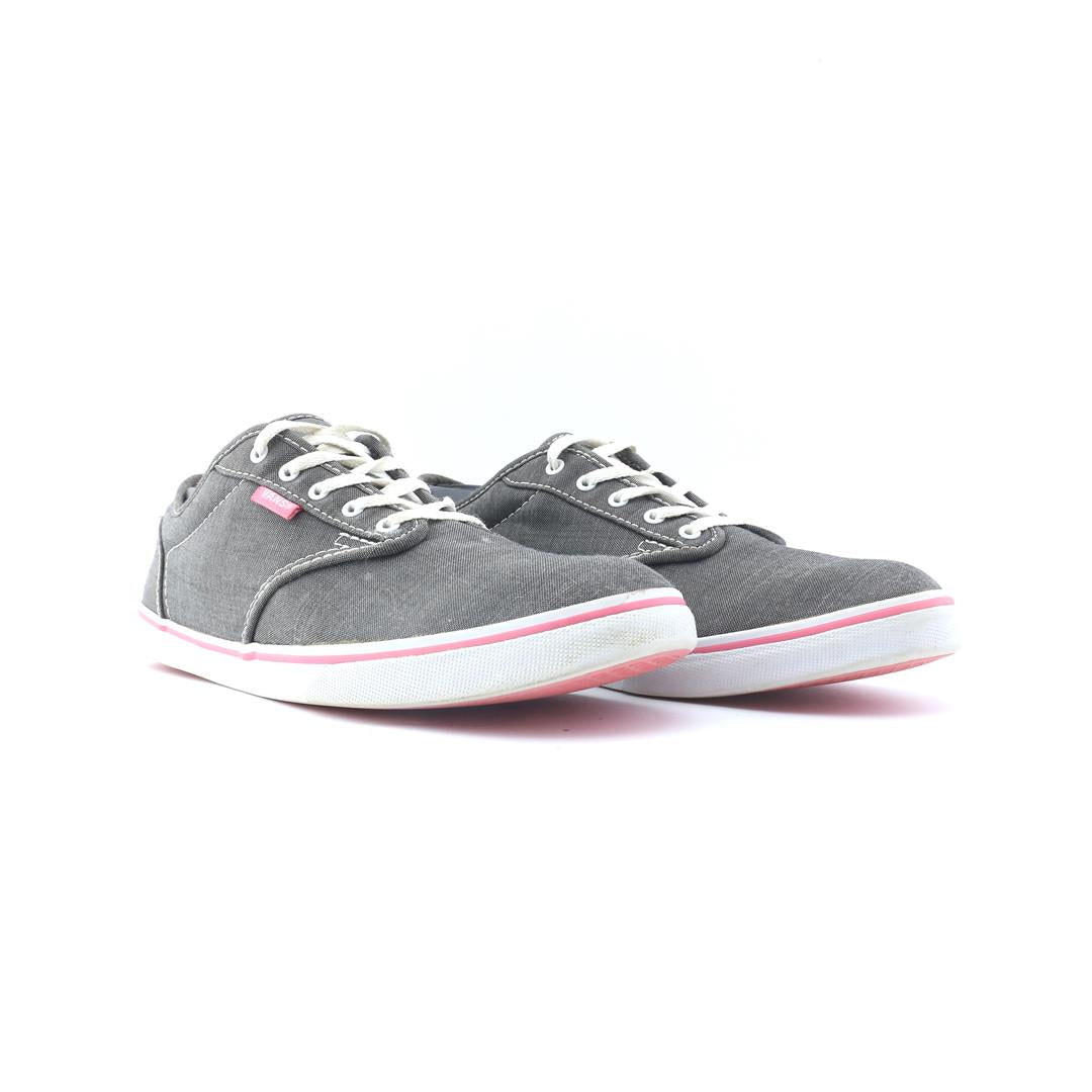 VANS AUTHENTIC