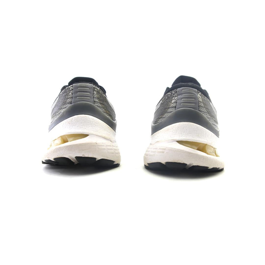 ASICS GEL-KAYANO 28