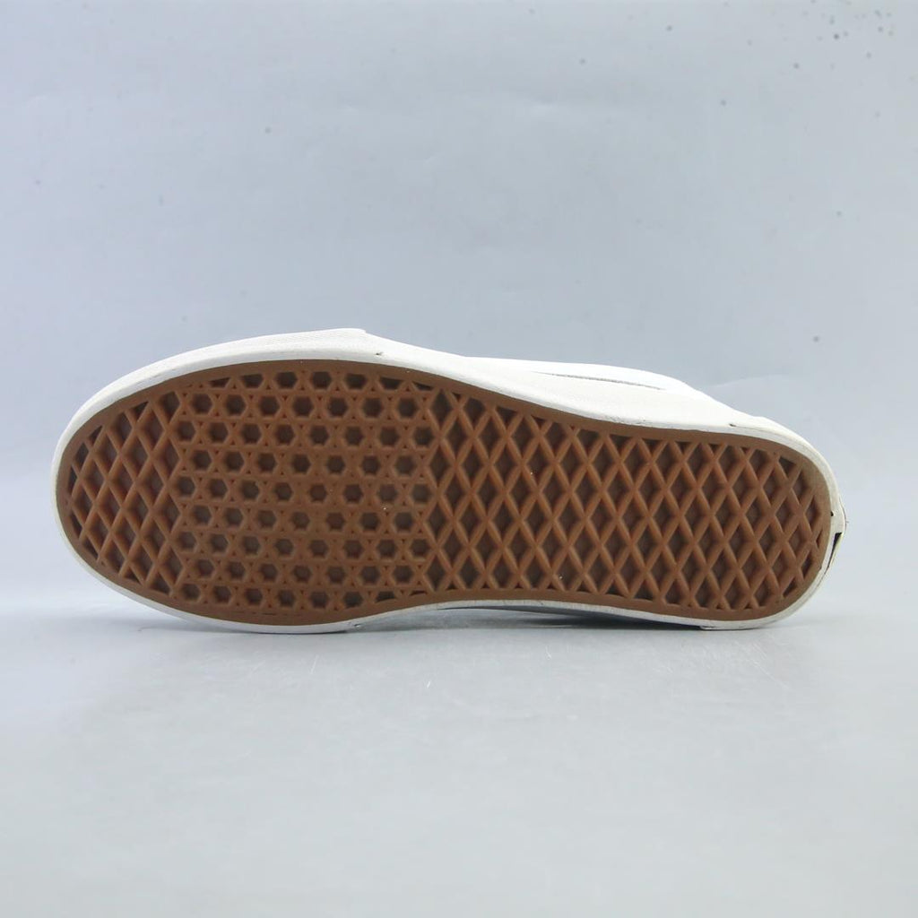 VANS KNU SKOOL