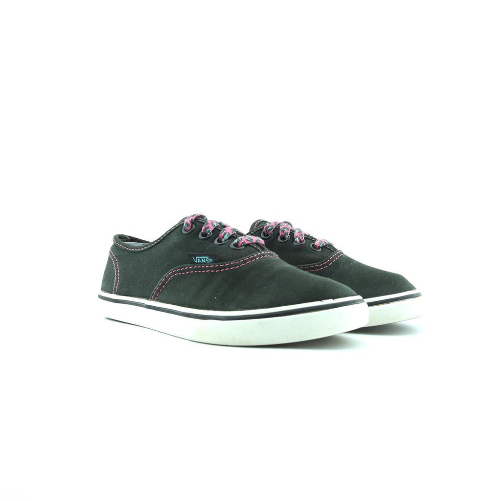 VANS AUTHENTIC