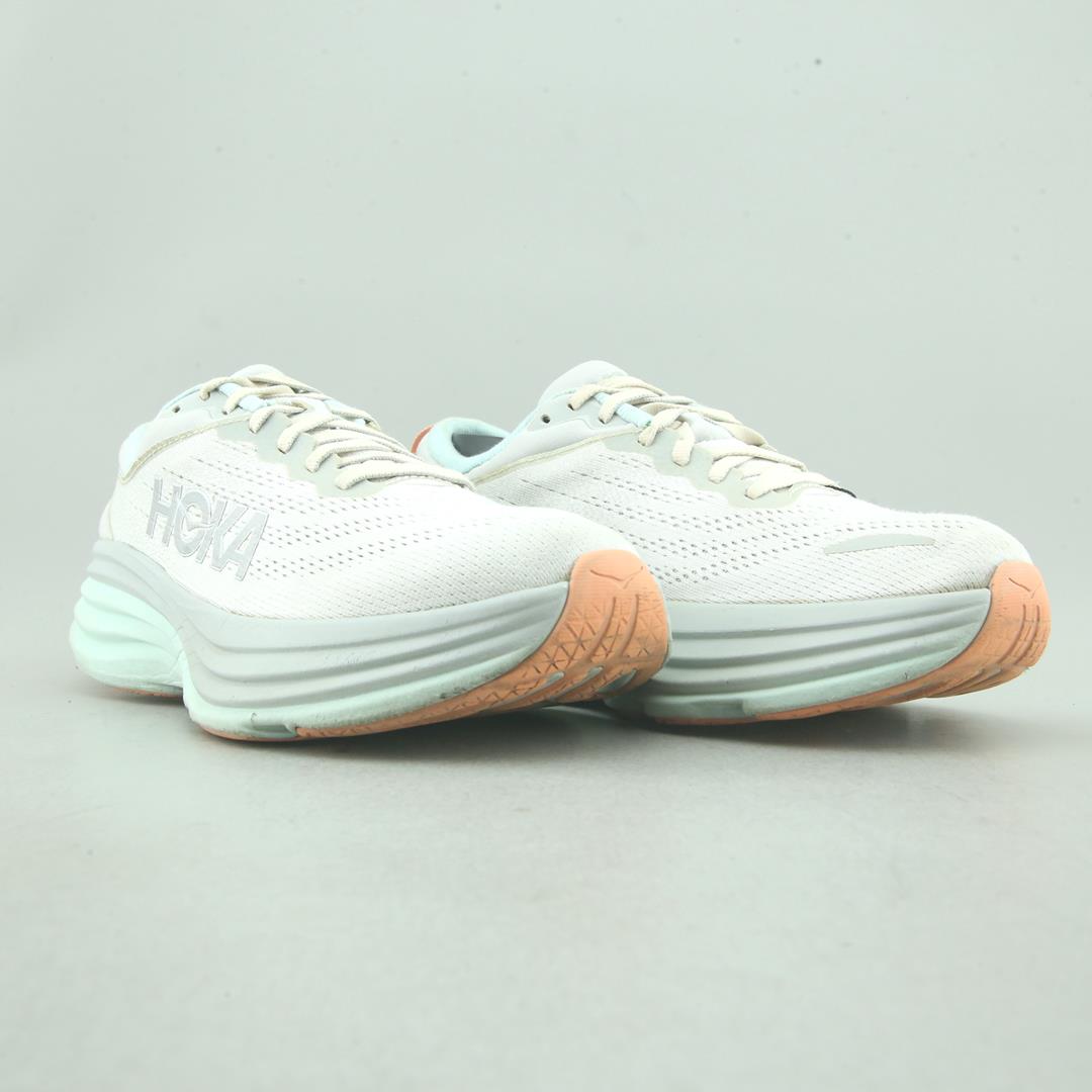 HOKA ONE ONE BONDI 8