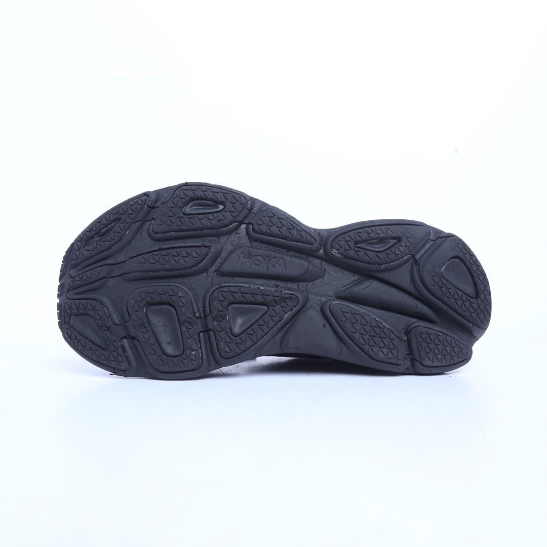 HOKA ONE ONE BONDI 8
