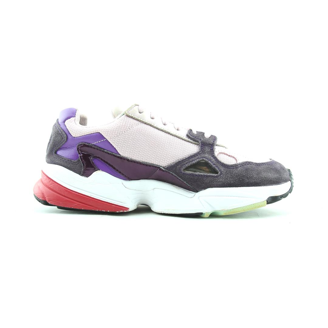 ADIDAS FALCON