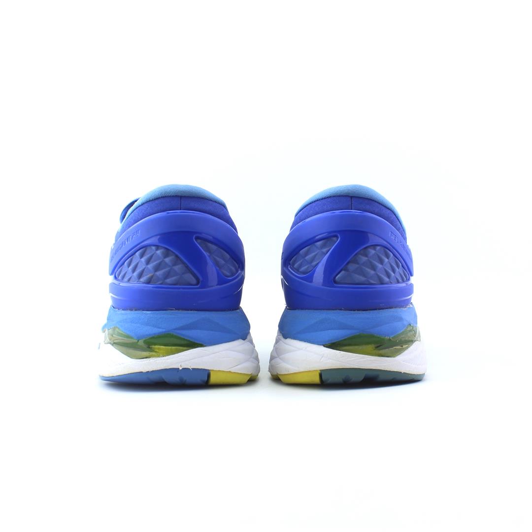 ASICS GEL-KAYANO 23
