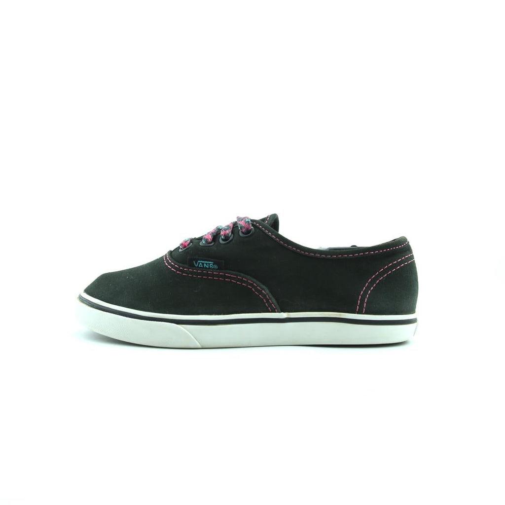 VANS AUTHENTIC