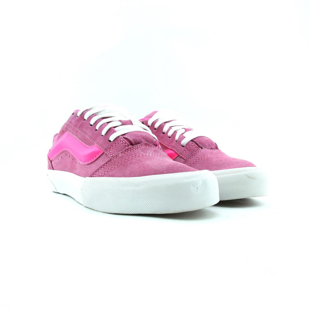 VANS KNU SKOOL