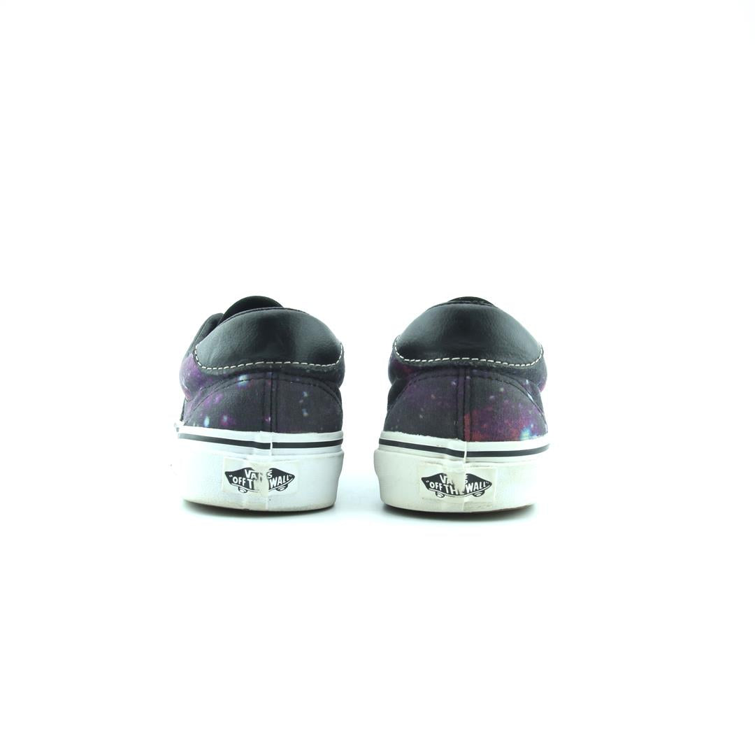 VANS AUTHENTIC