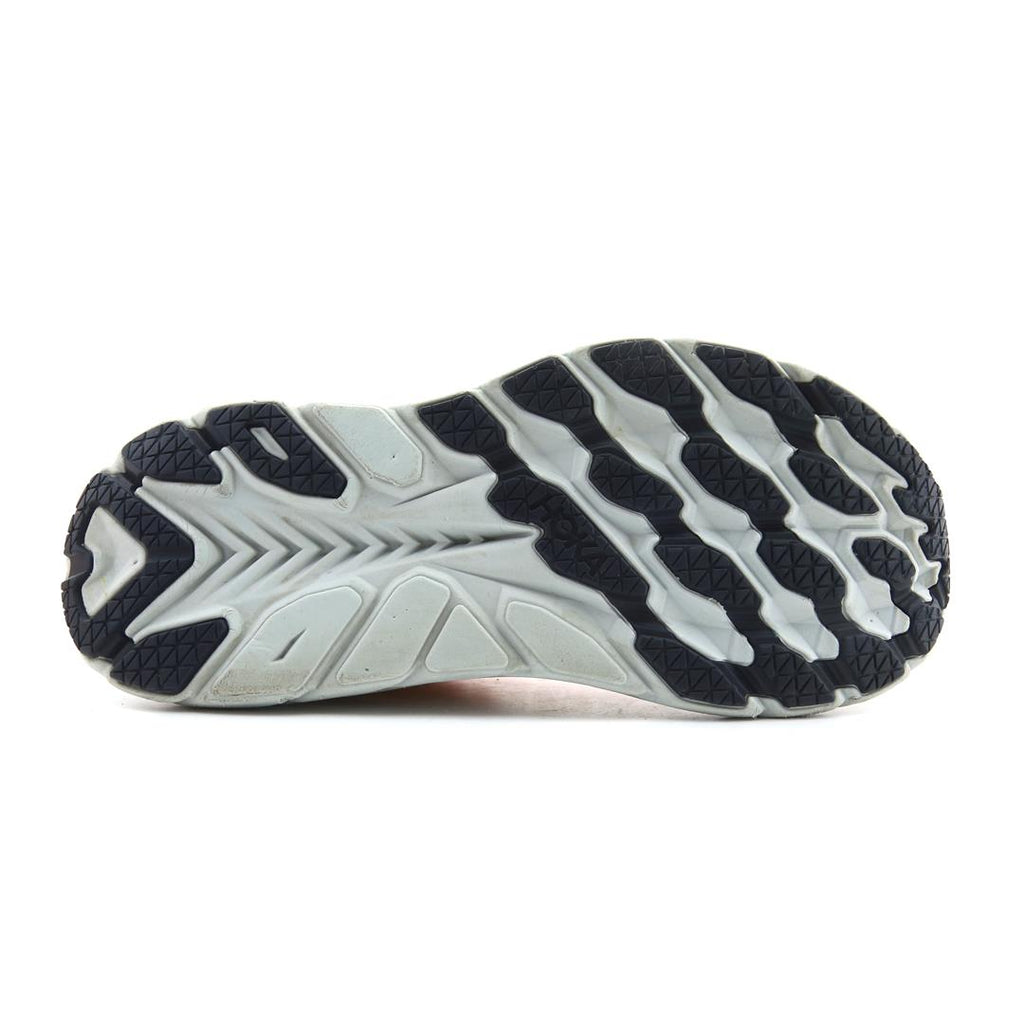 HOKA ONE ONE CLIFTON 8