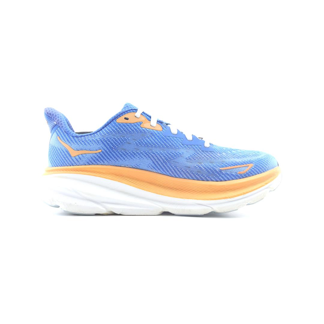 HOKA ONE ONE CLIFTON 9