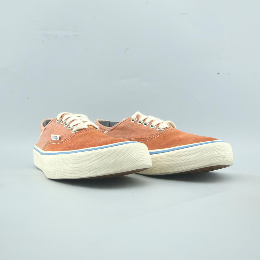 VANS AUTHENTIC