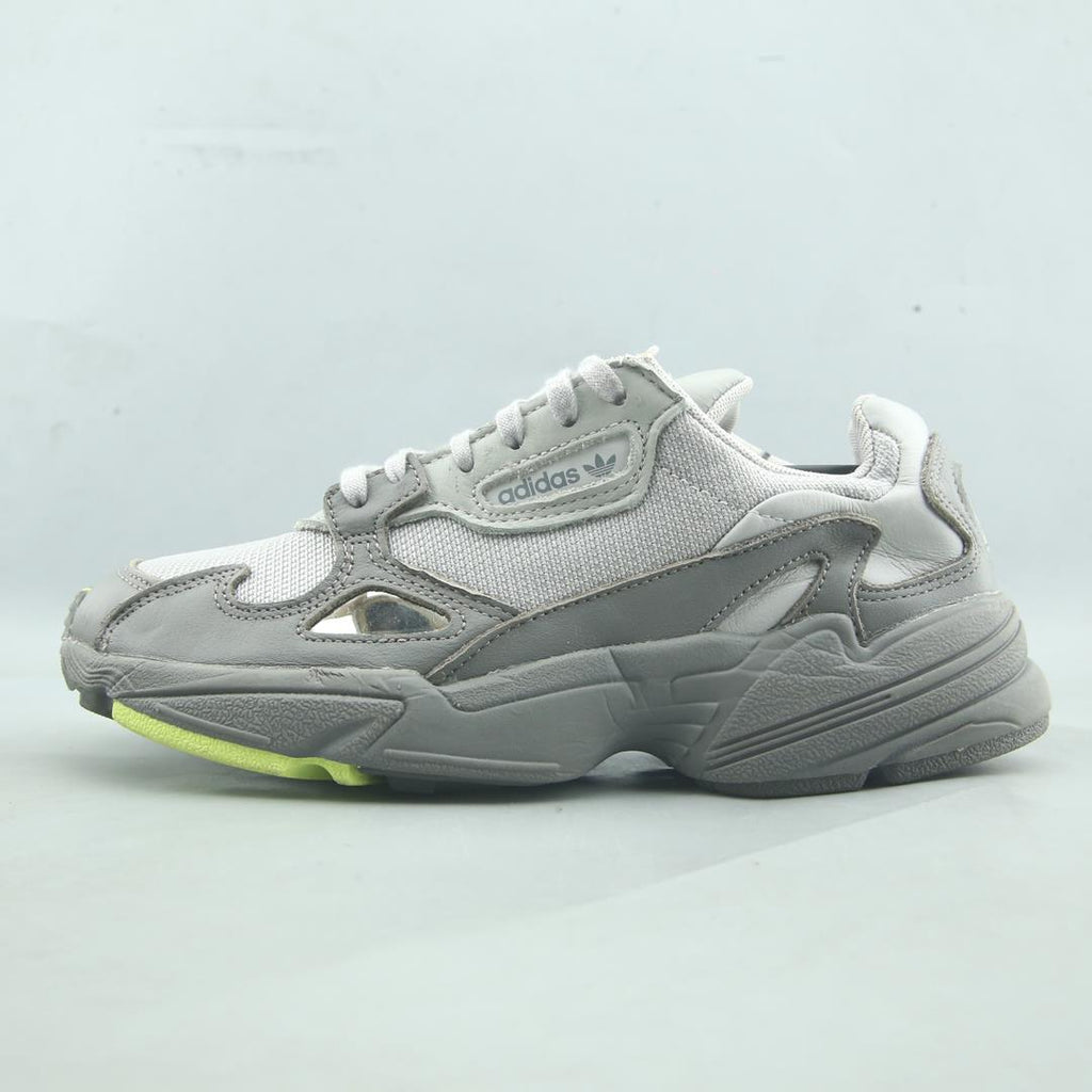 ADIDAS FALCON
