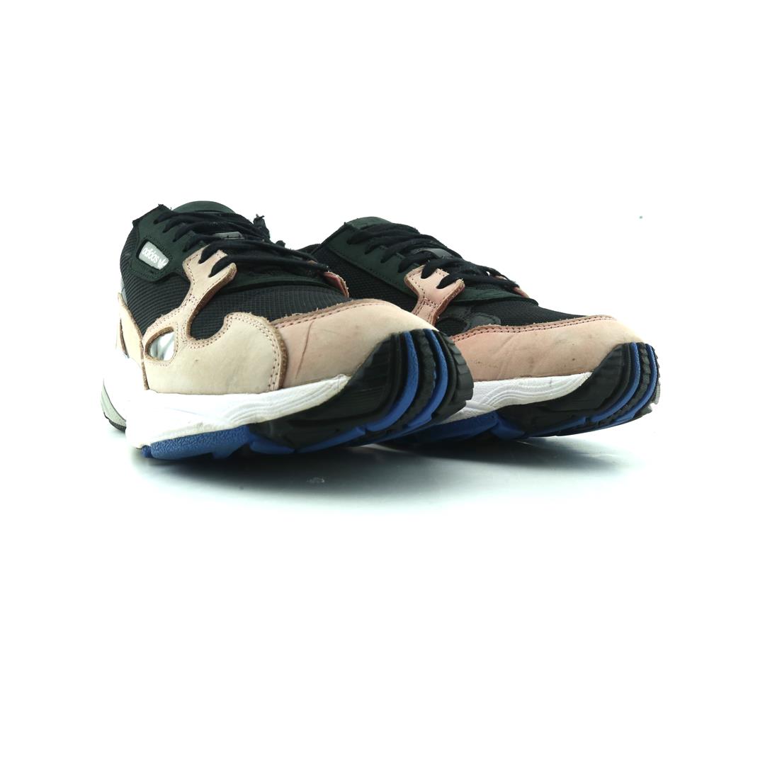 ADIDAS FALCON