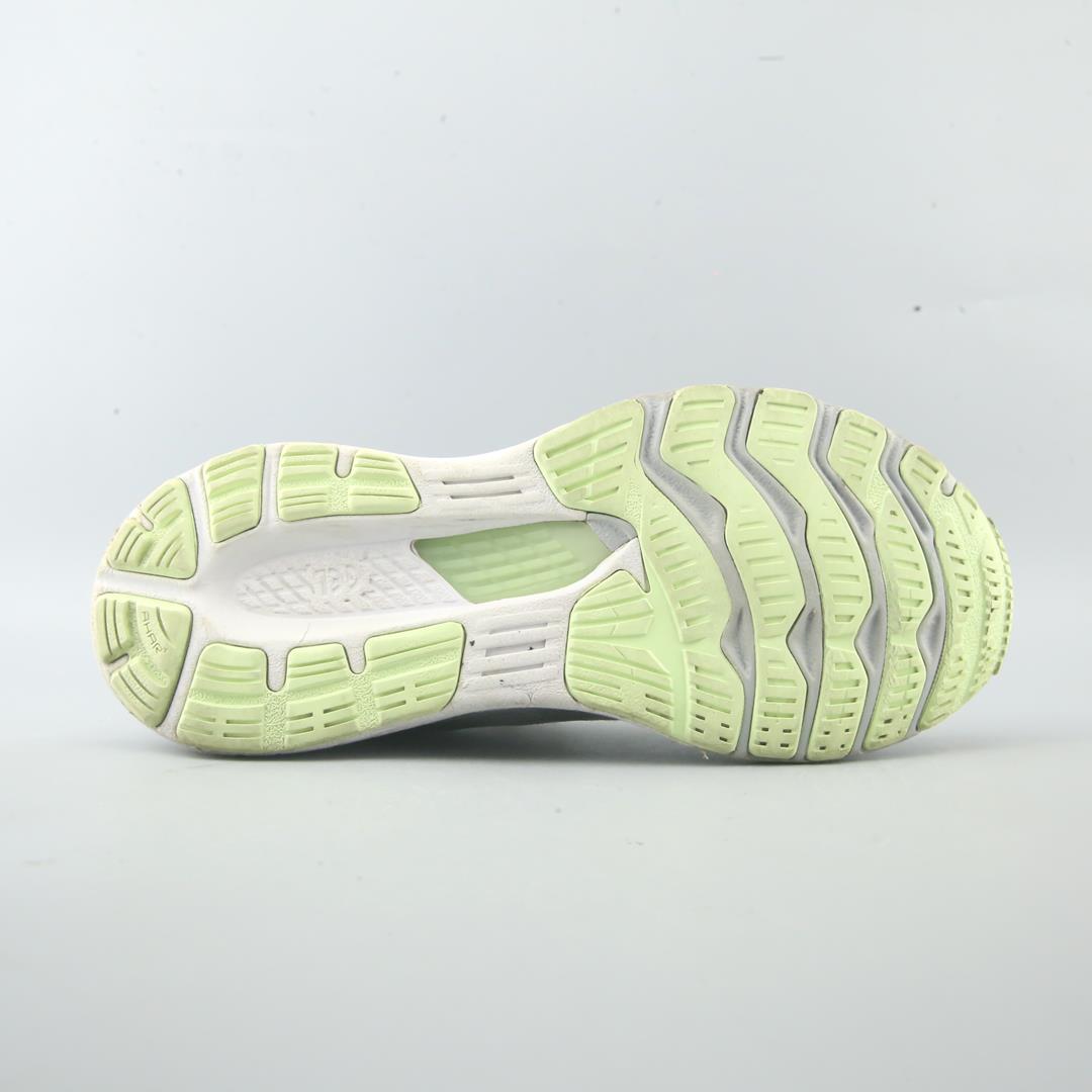 ASICS GEL-KAYANO 28