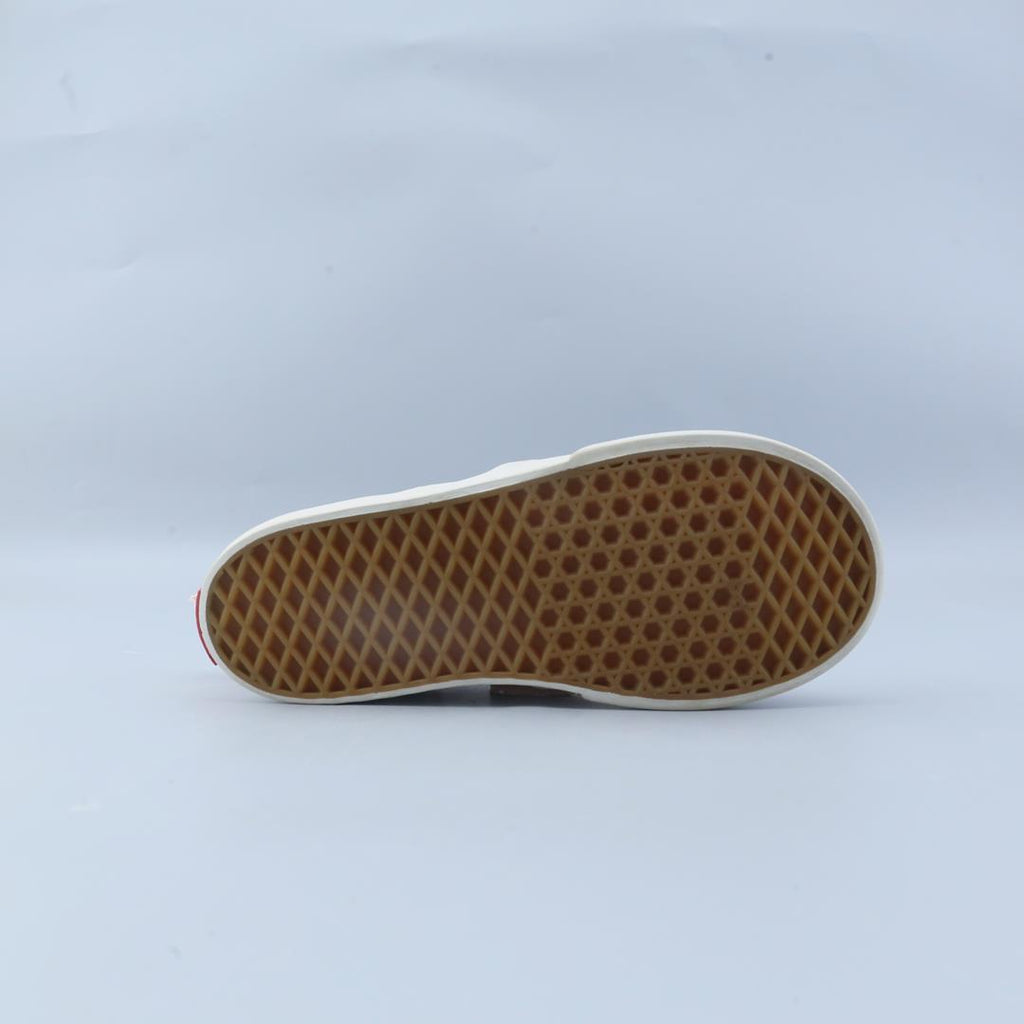 VANS OFF THE WALL