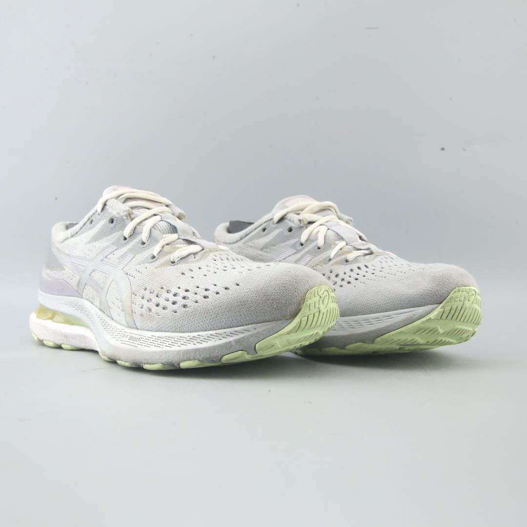 ASICS GEL-KAYANO 28
