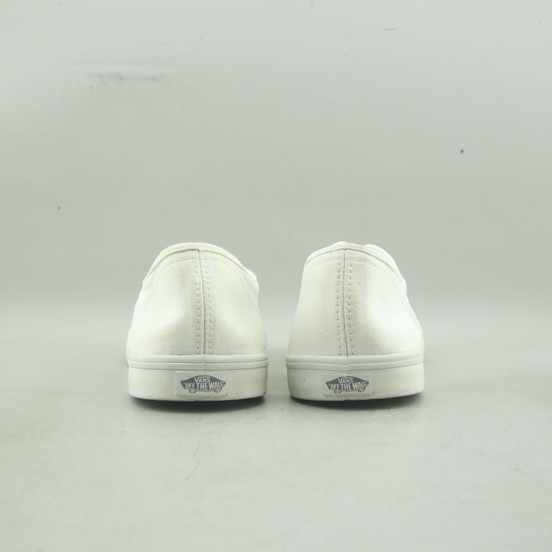 VANS AUTHENTIC