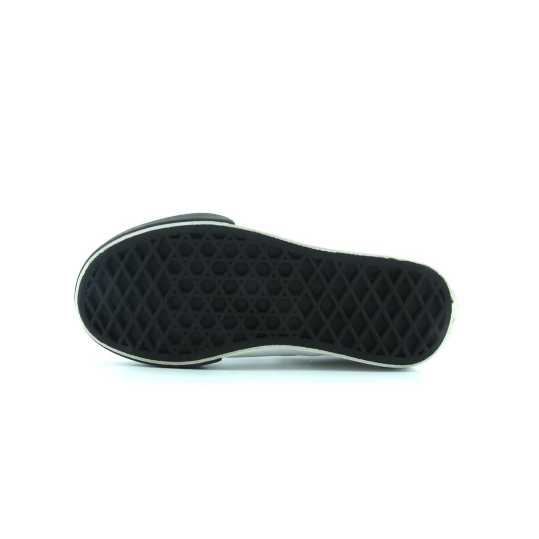 VANS AUTHENTIC