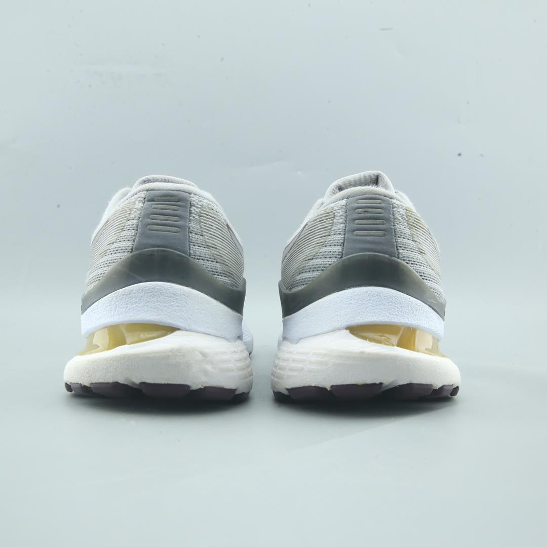 ASICS GEL-KAYANO 28