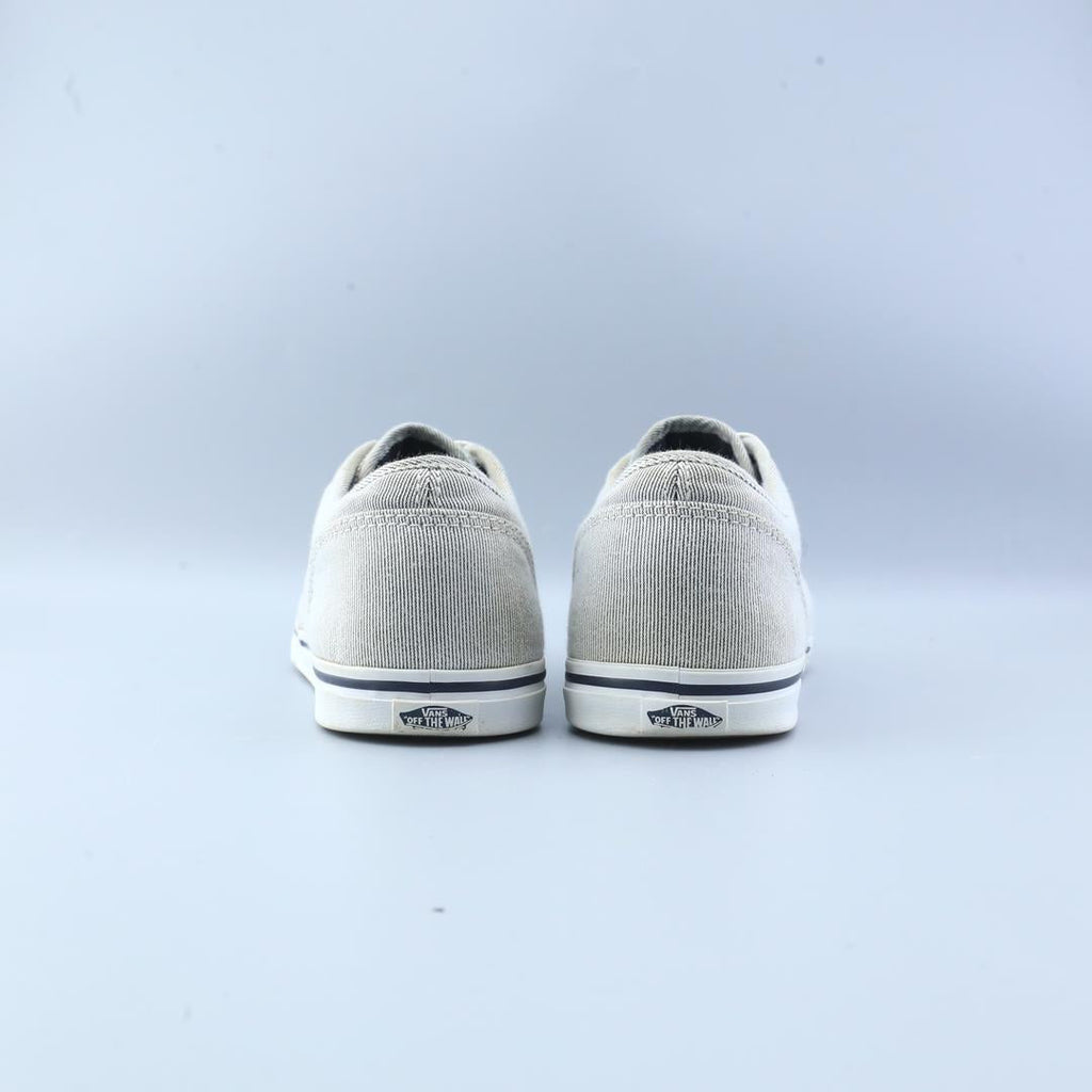 VANS AUTHENTIC