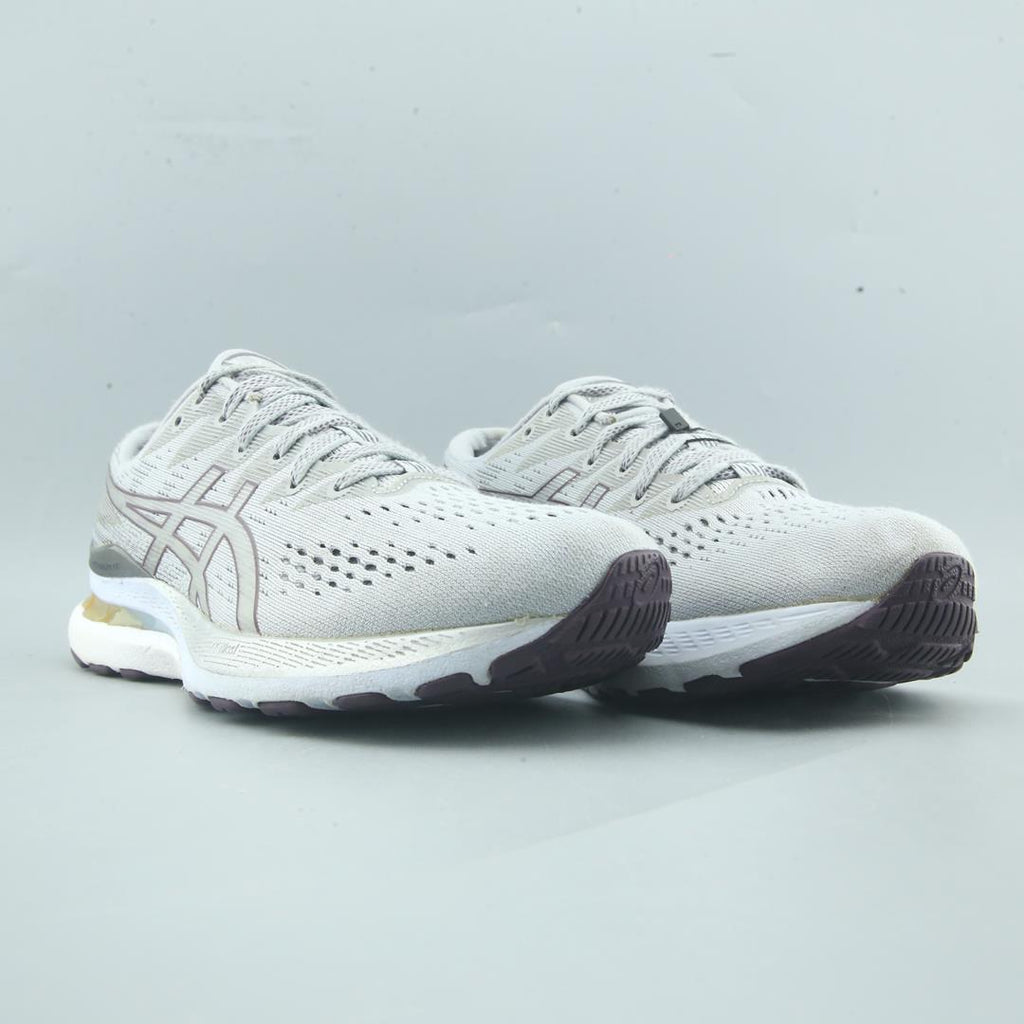 ASICS GEL-KAYANO 28