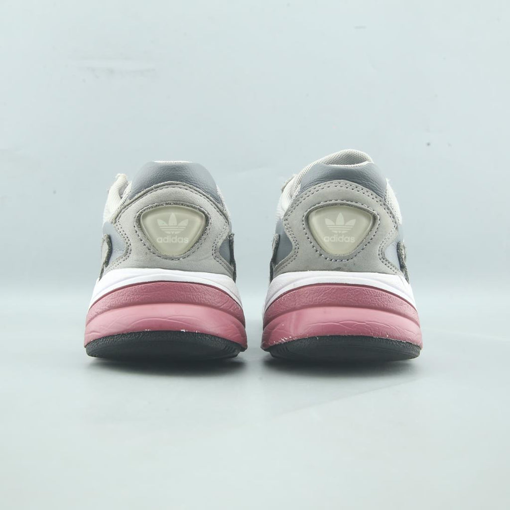 ADIDAS FALCON