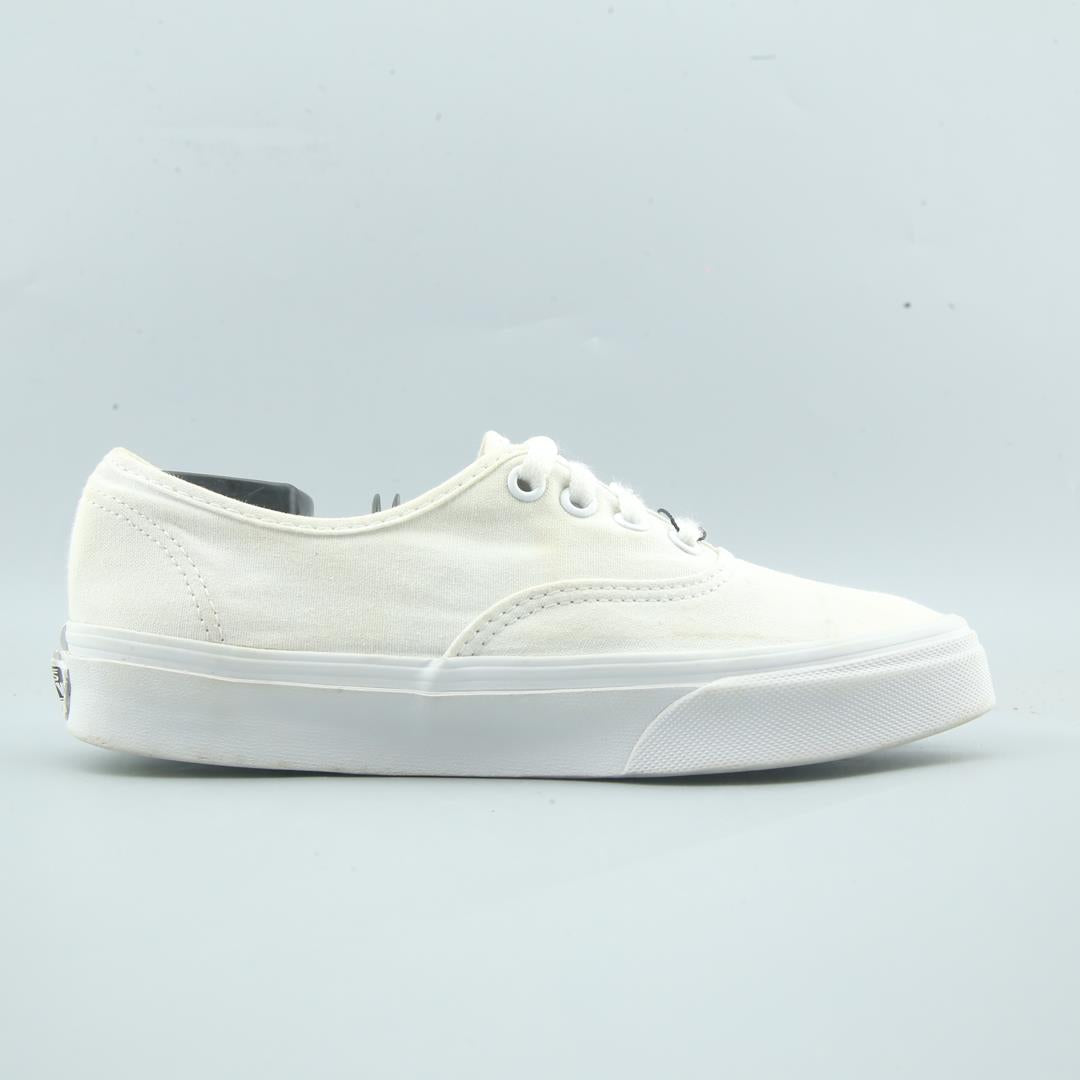 VANS AUTHENTIC